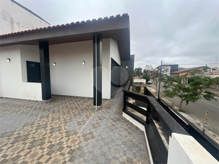 Foto REO1110699