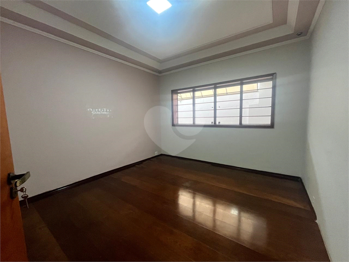 Foto REO1110699