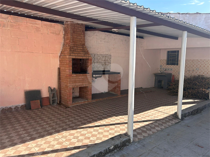 Foto REO1110749