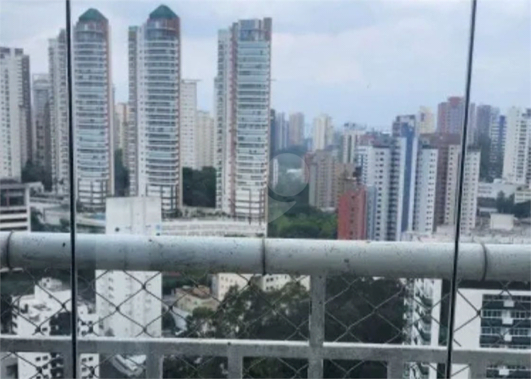 Foto REO1110756
