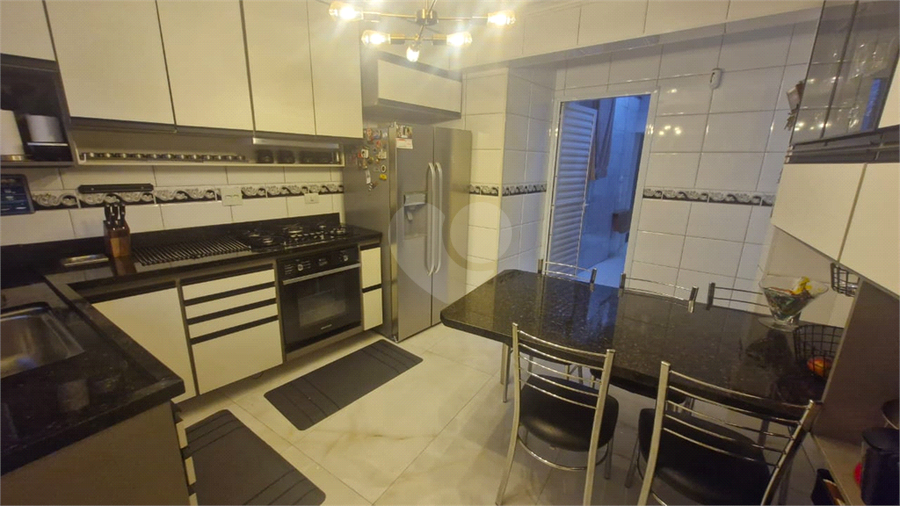 Foto REO1110758