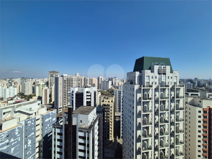 Foto REO1110771