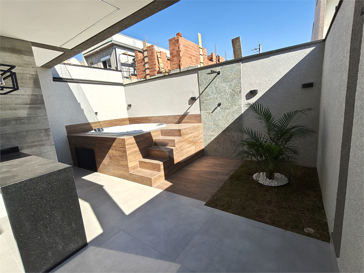 Foto REO1110777