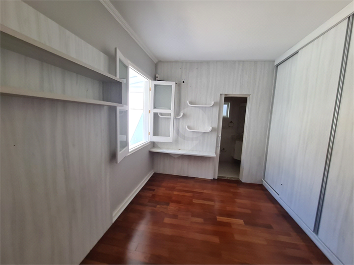 Foto REO1110781