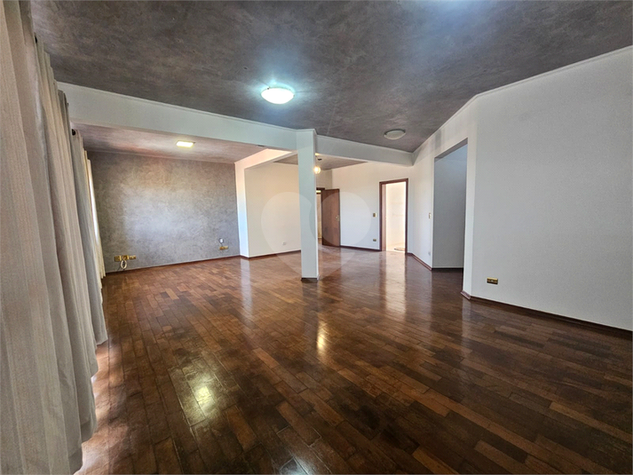 Foto REO1110820