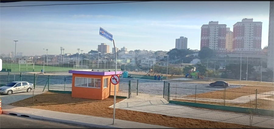 Foto REO1110827