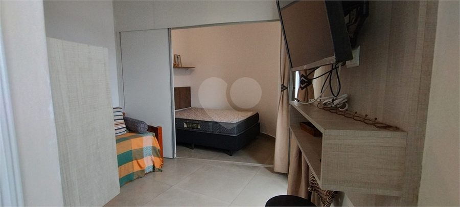 Foto REO1110828