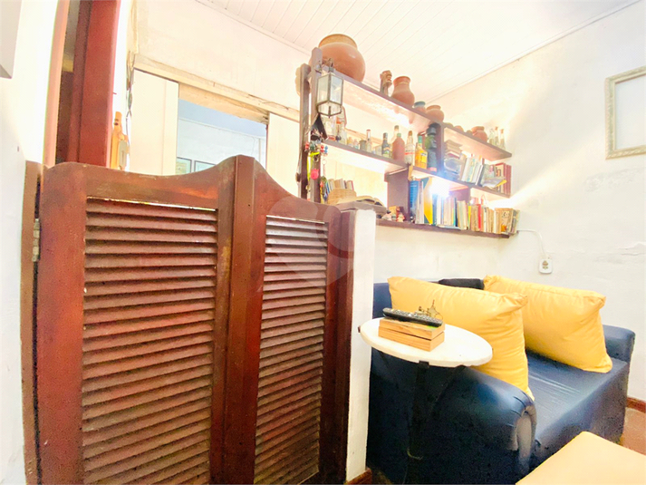 Foto REO1110832