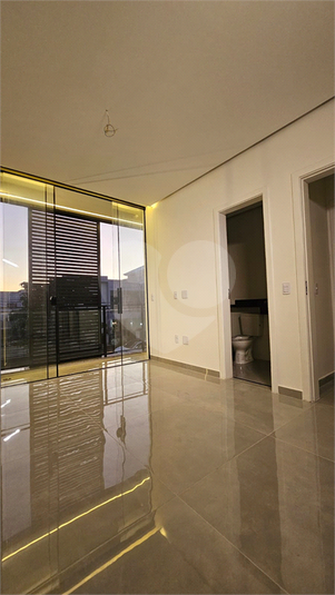 Foto REO1110856