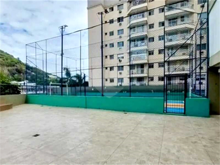 Foto REO1110866