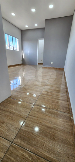 Foto REO1110918