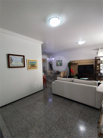 Foto REO1110928