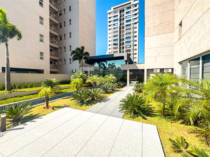 Foto REO1110969