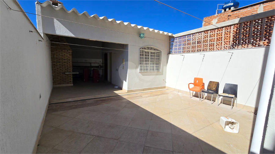 Foto REO1110976