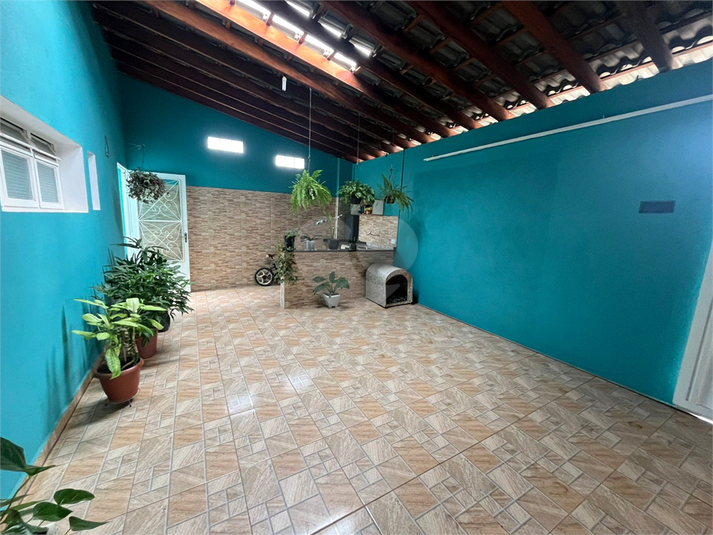 Foto REO1110996