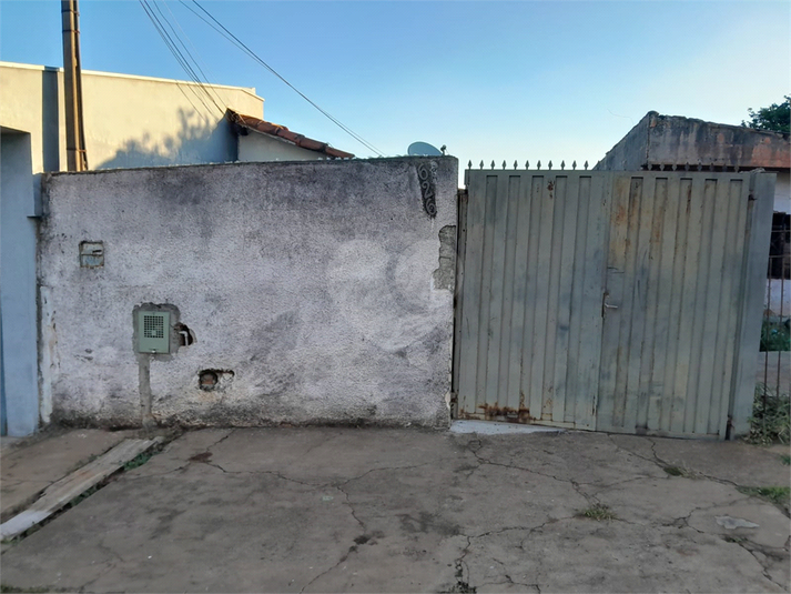 Foto REO1111058