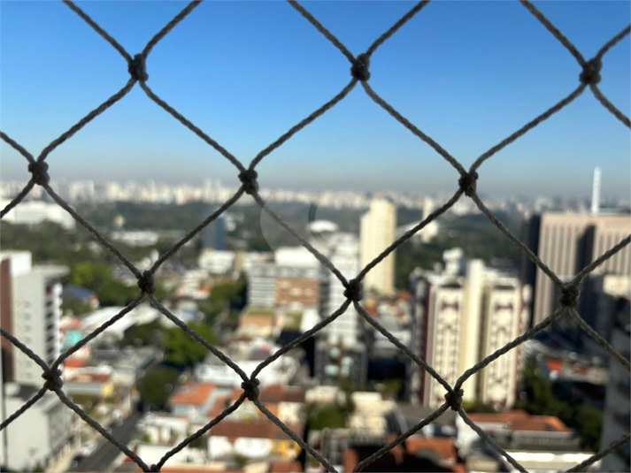 Foto REO1111066