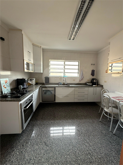 Foto REO1111068