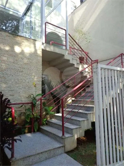 Foto REO1111074