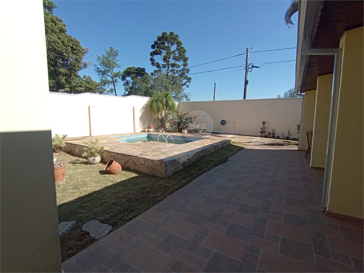 Foto REO1111136