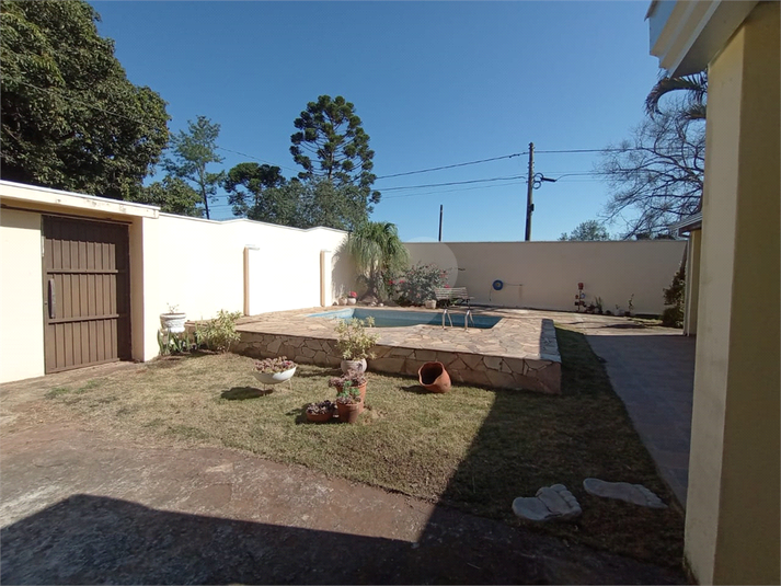Foto REO1111136
