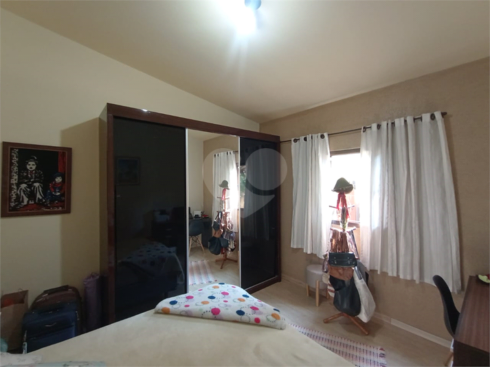 Foto REO1111136