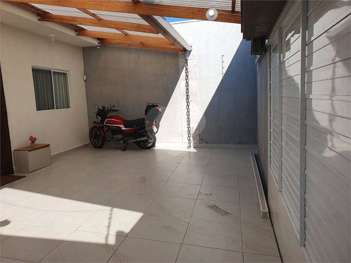 Foto REO1111160