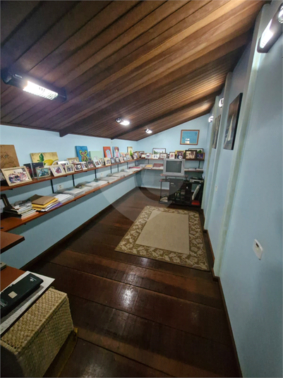 Foto REO1111172