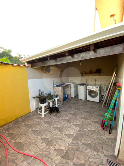 Foto REO1111180