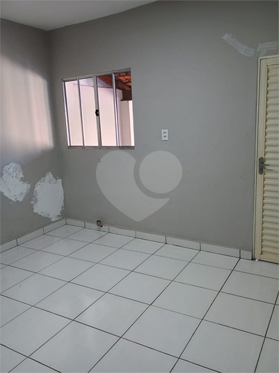 Foto REO1111185