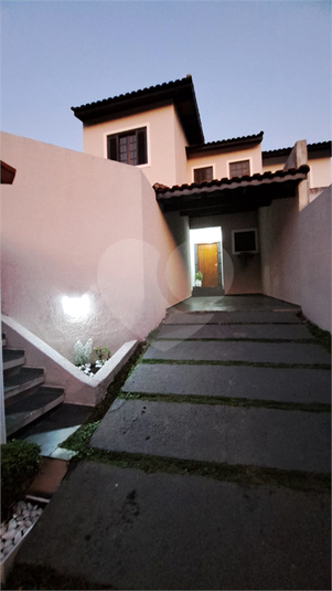 Foto REO1111196