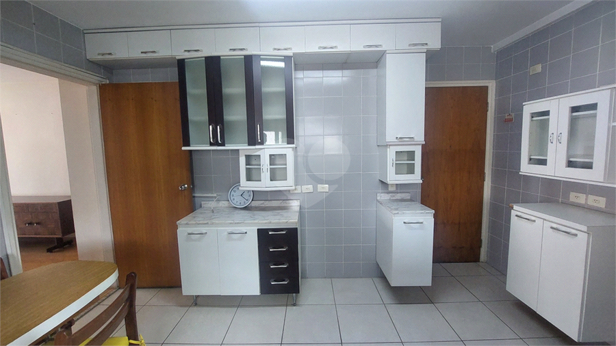Foto REO1111198