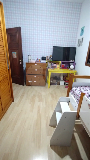 Foto REO1111222