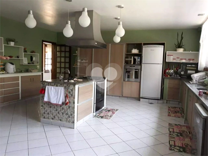 Foto REO1111233