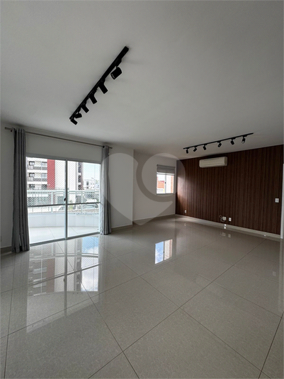 Foto REO1111250