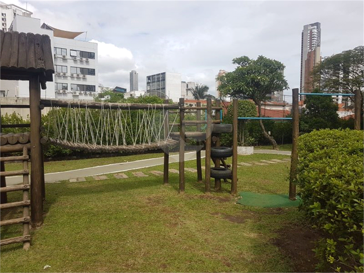 Foto REO1111259