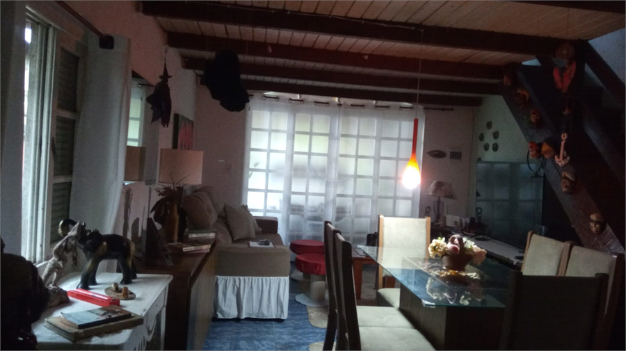 Foto REO1111267