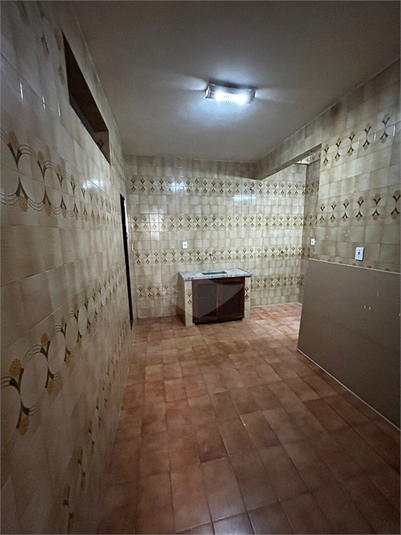 Foto REO1111285
