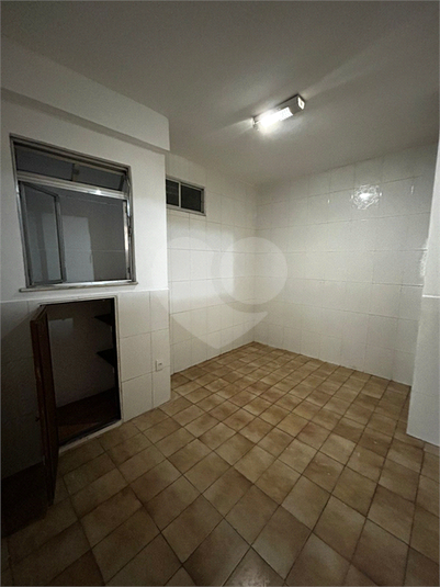 Foto REO1111285