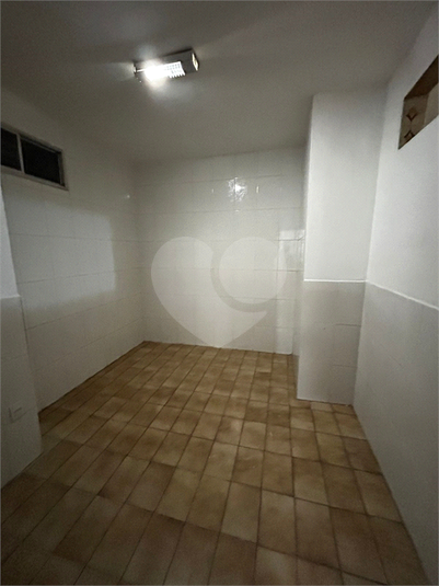 Foto REO1111285
