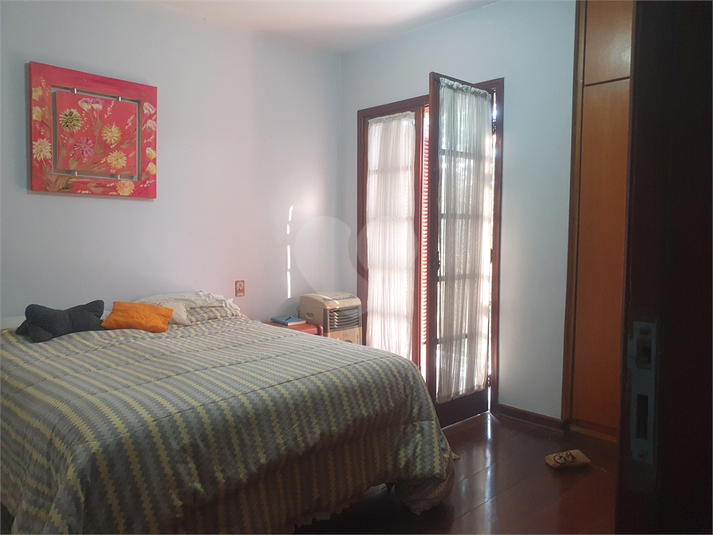 Foto REO1111333