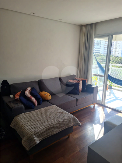 Foto REO1111341