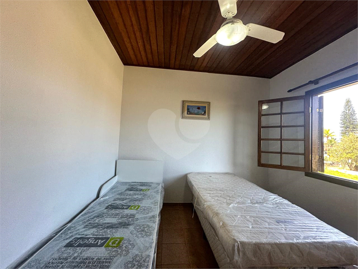 Foto REO1111365