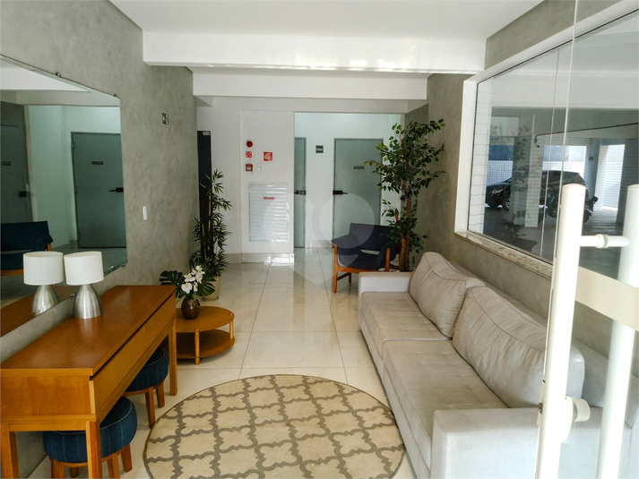 Foto REO1111427