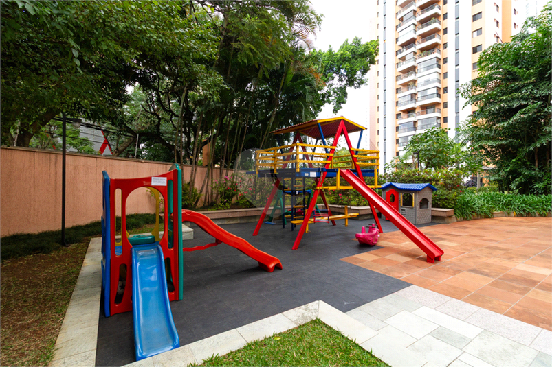 Foto REO1111447