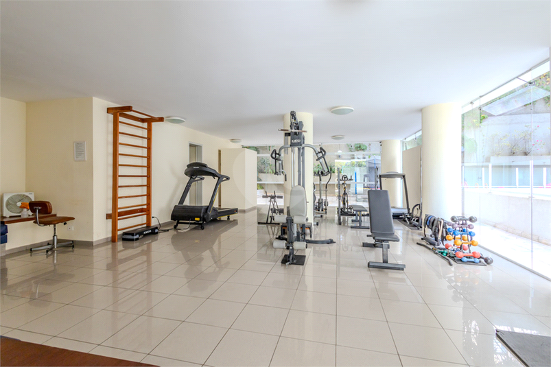 Foto REO1111449