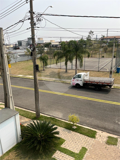 Foto REO1111460