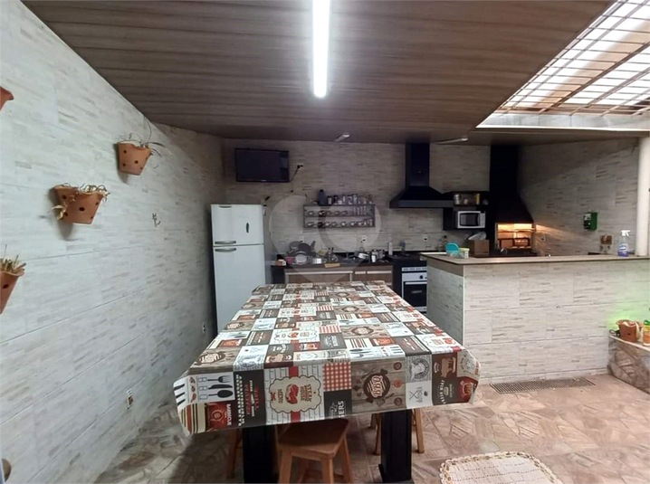 Foto REO1111490