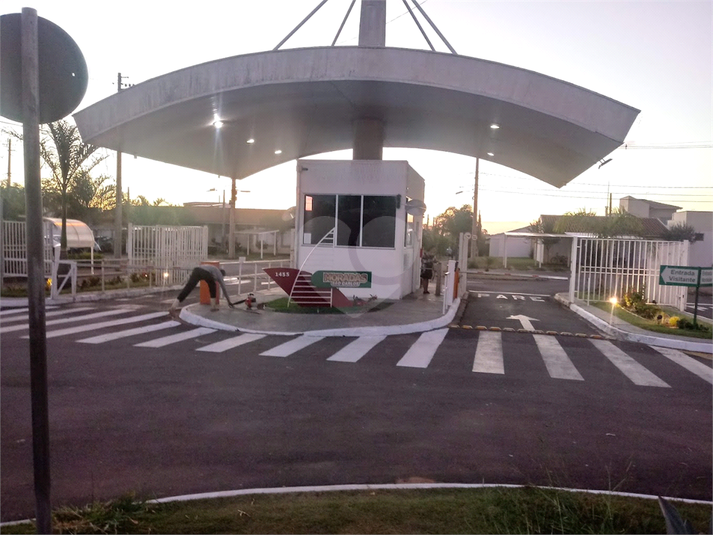 Foto REO1111490