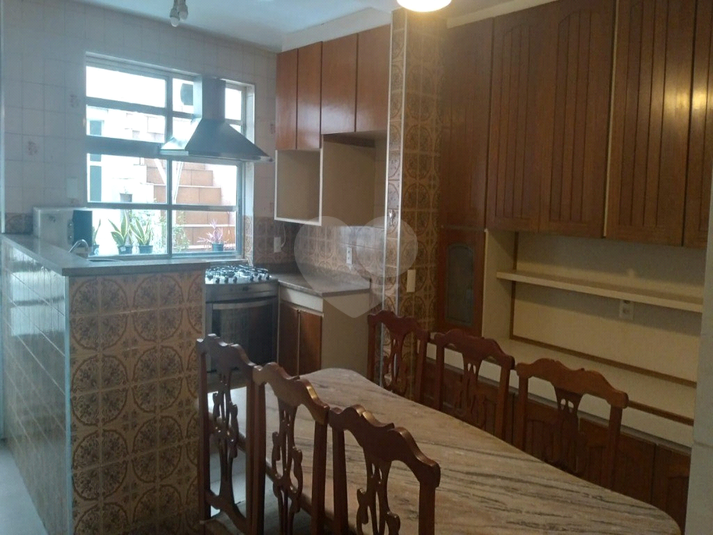 Foto REO1111497